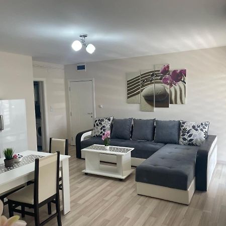 Apartmani Vrla Vladičin Han Exterior foto