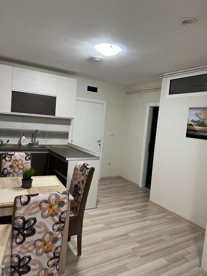 Apartmani Vrla Vladičin Han Exterior foto
