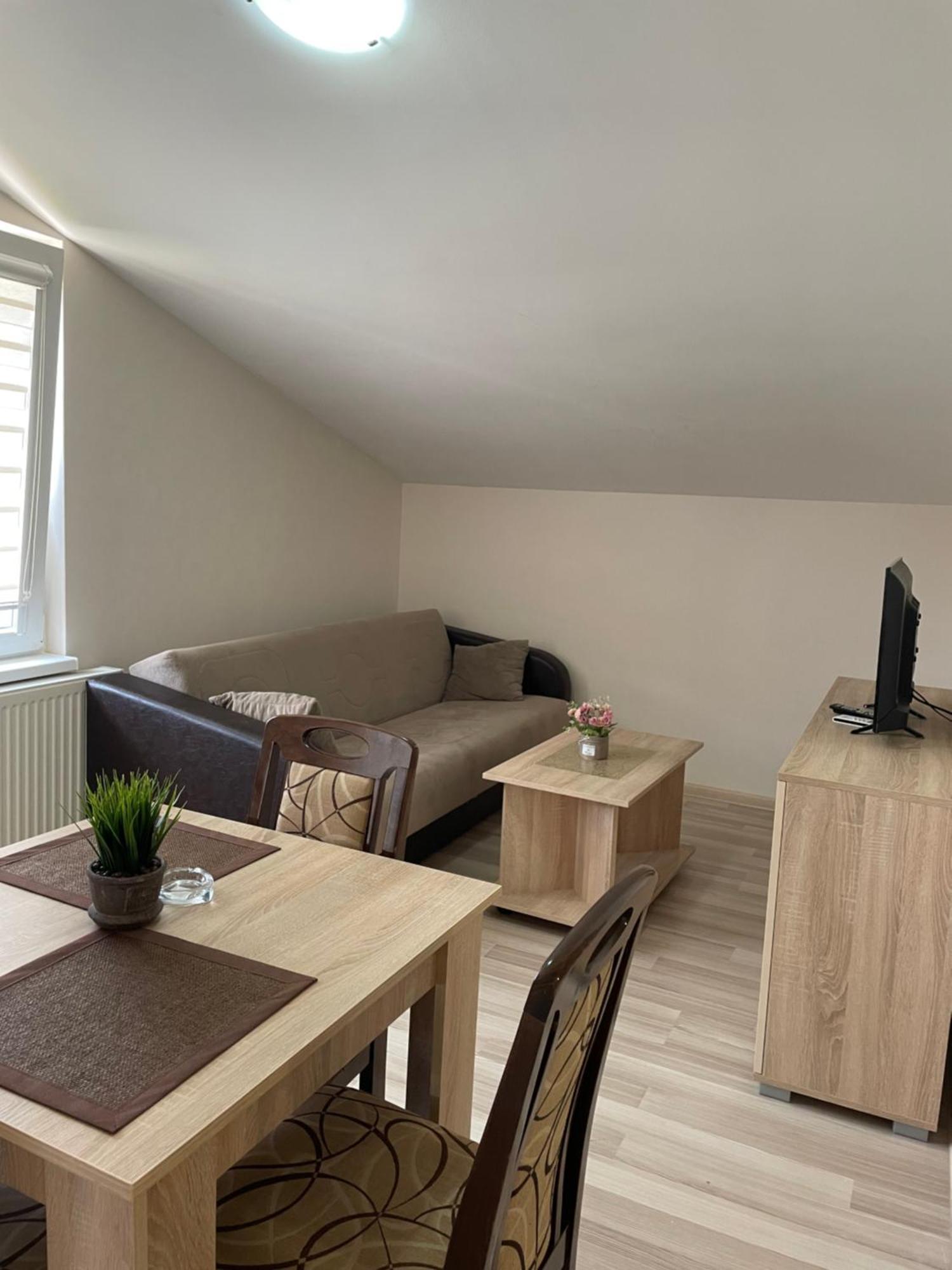 Apartmani Vrla Vladičin Han Exterior foto